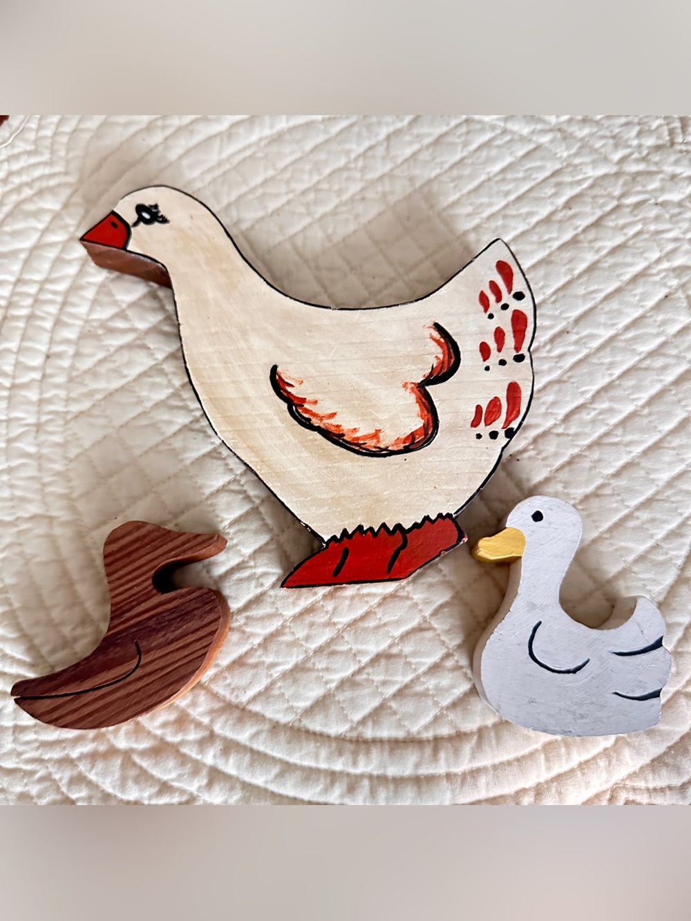 Handmade wood Duck figures Set